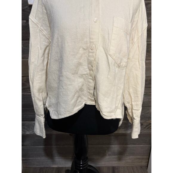 Zara  cropped button up long sleeve flannel 100% cotton cream women's size XS - Picture 3 of 9